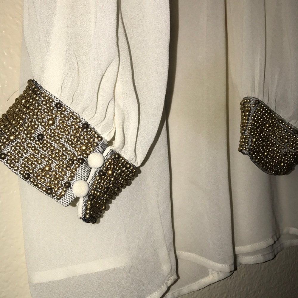 Keyhole blouse - Picture 2 of 3